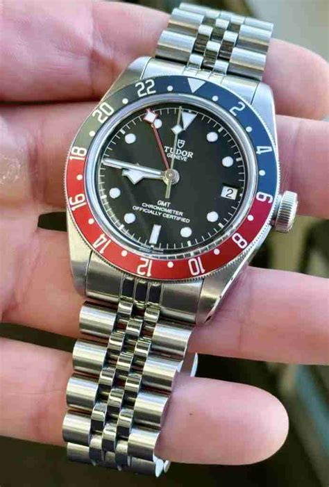 rolex and tudor location.